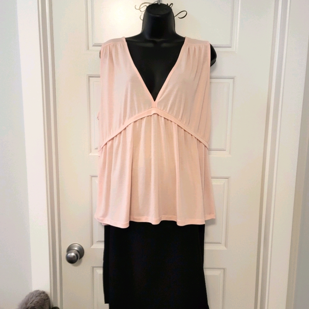 Pretty in pink Lucky Brand sleeveless top.